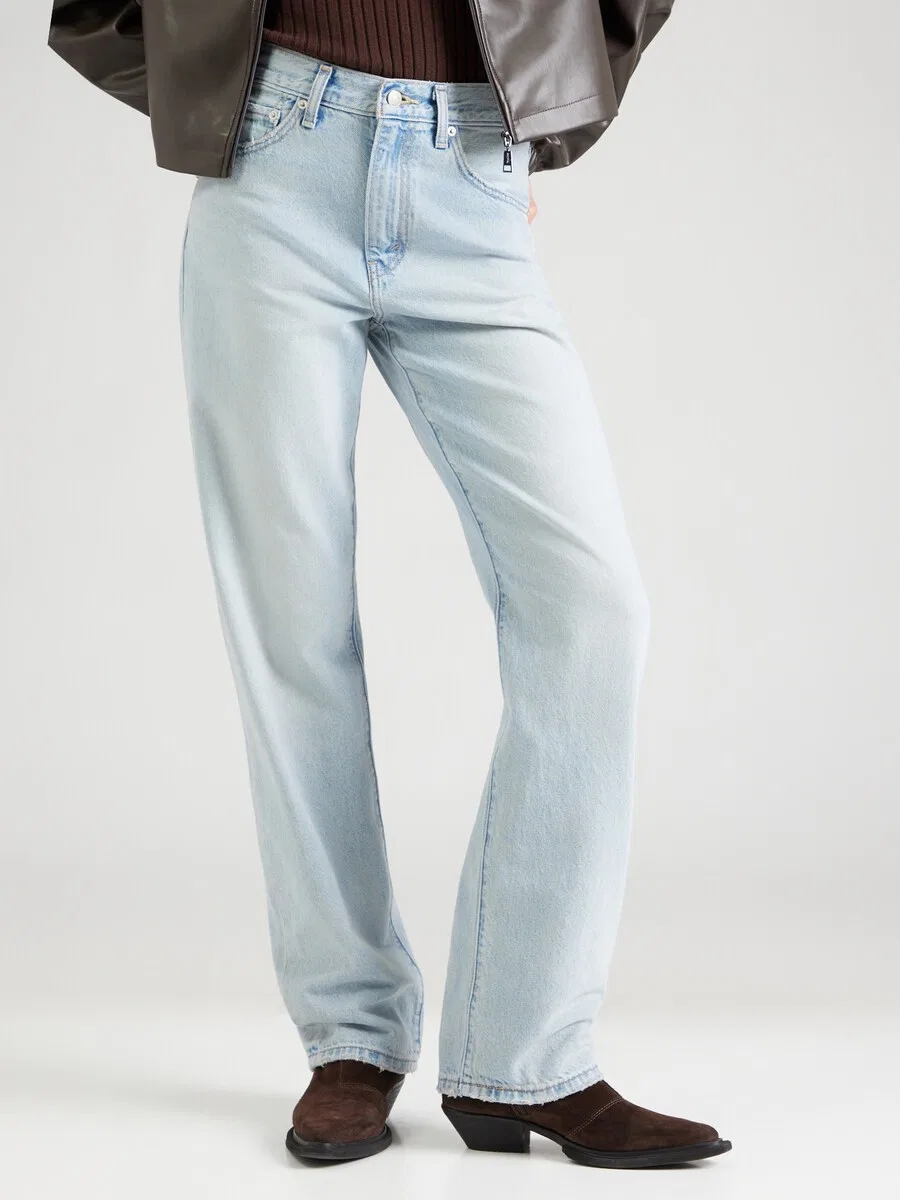 Джинсы LEVI'S Regular 'EASY DAD' светло-голубого цвета — фото 3