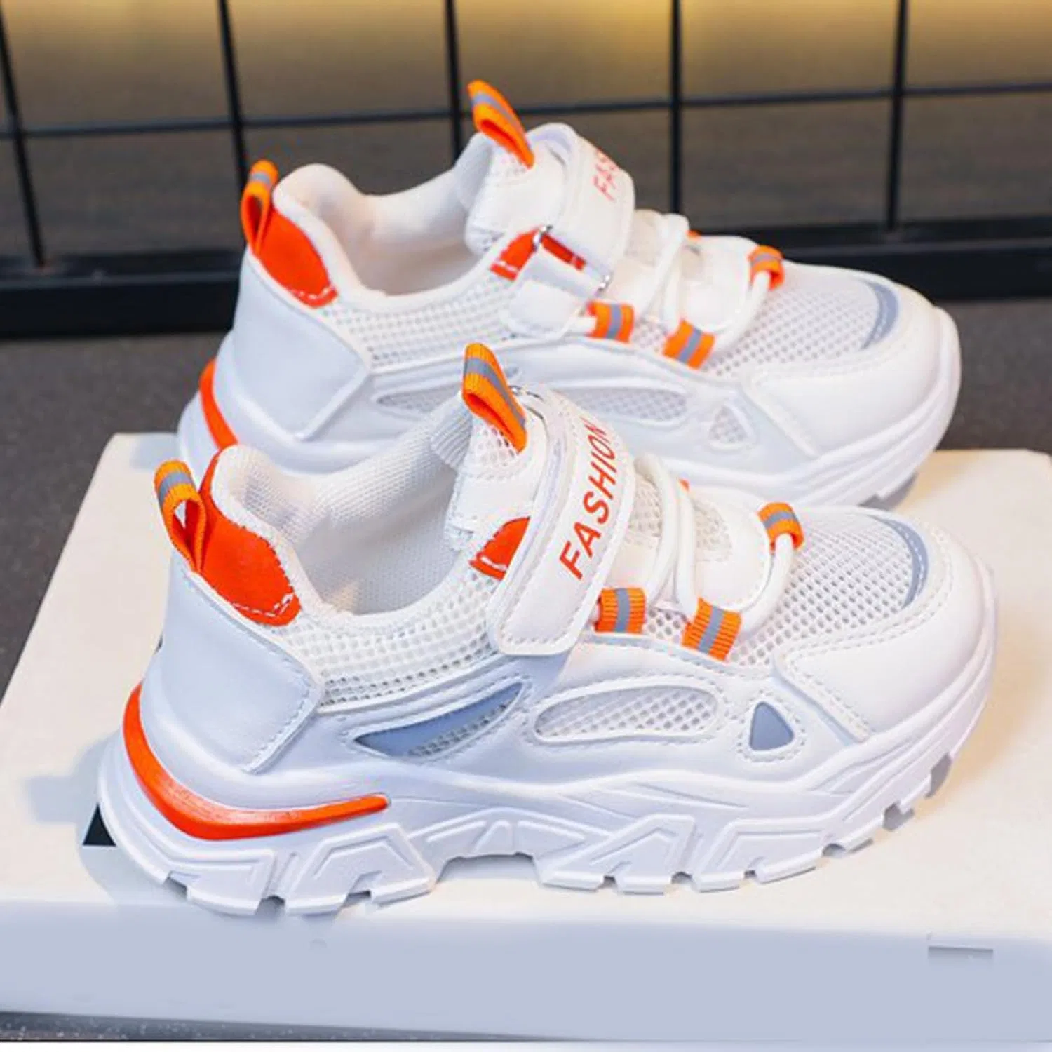 Детские кроссовки для девочек с дышащим верхом, модель Girls Platform Sneakers, Orange — фото 4