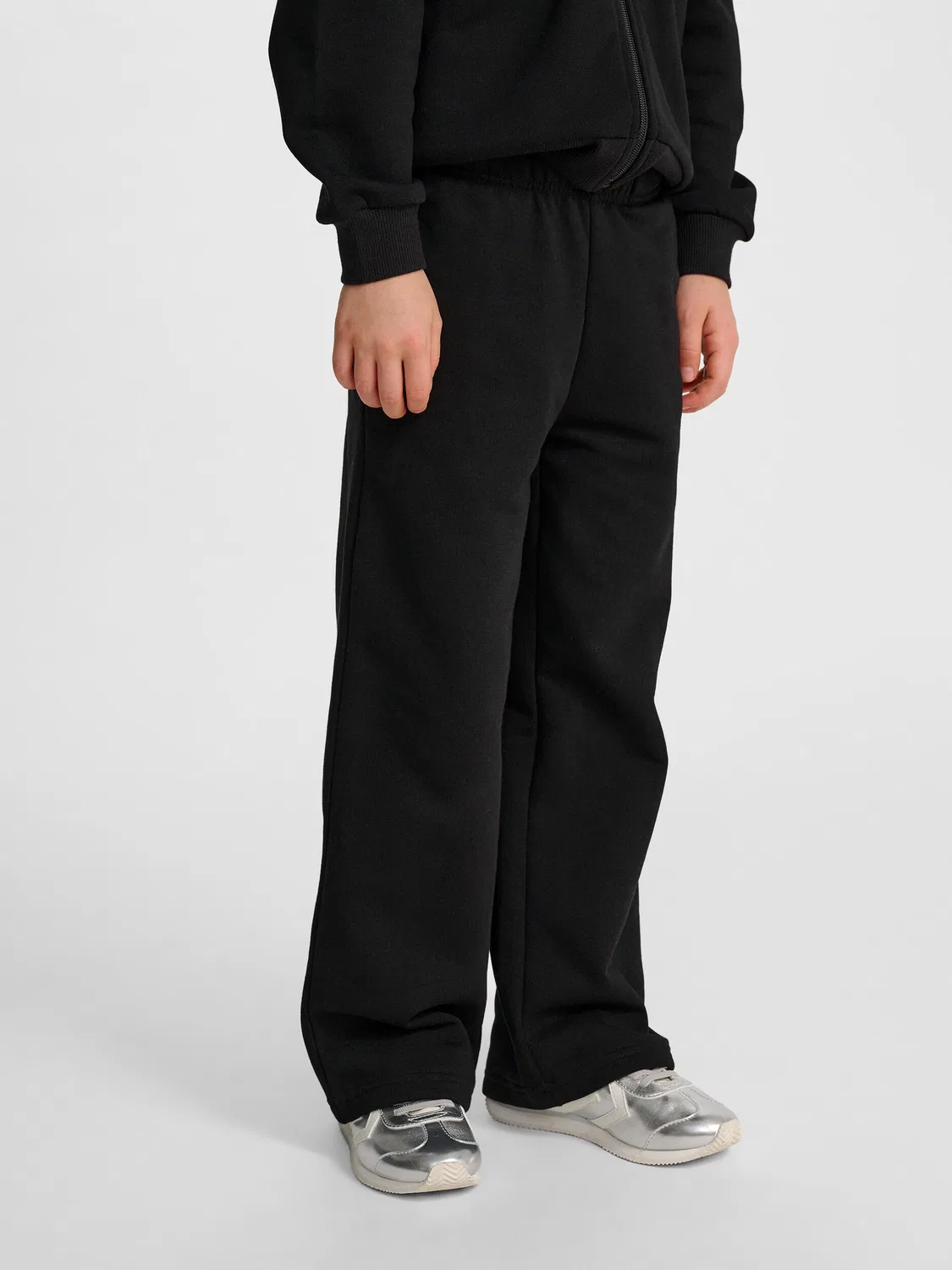Детские спортивные штаны свободного кроя Loose WL Sweatpants Bee Hummel, Черный