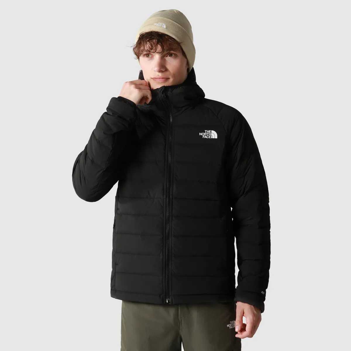 

Пуховик The North Face "M BELLEVIEW STRETCH DOWN HOODIE", с капюшоном, с логотипом, черный