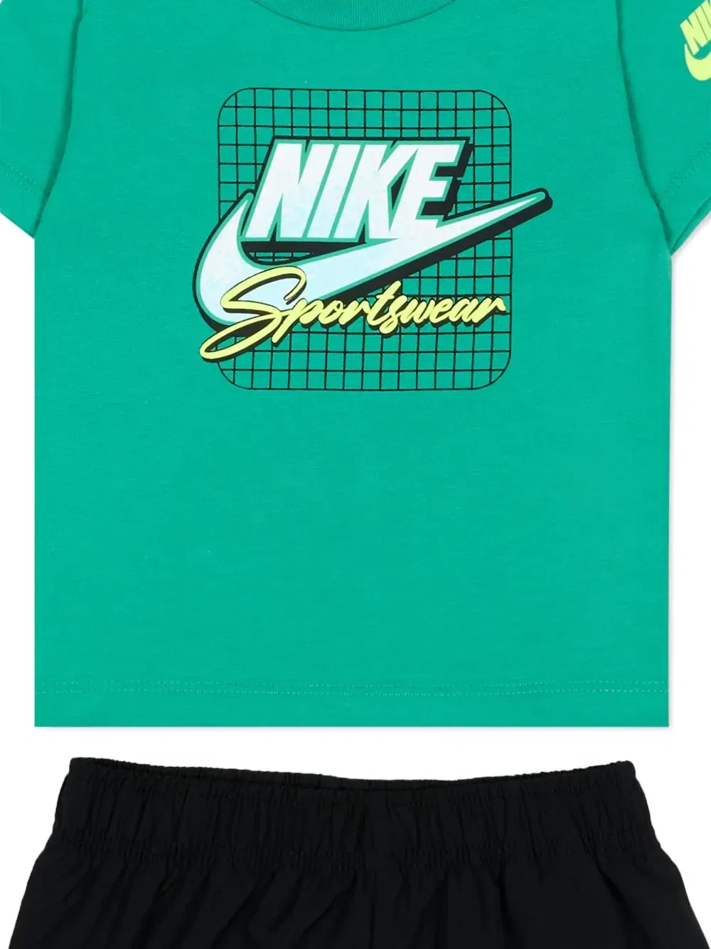 Комплект из шорт с логотипом Nike Kids, зеленый — фото 3