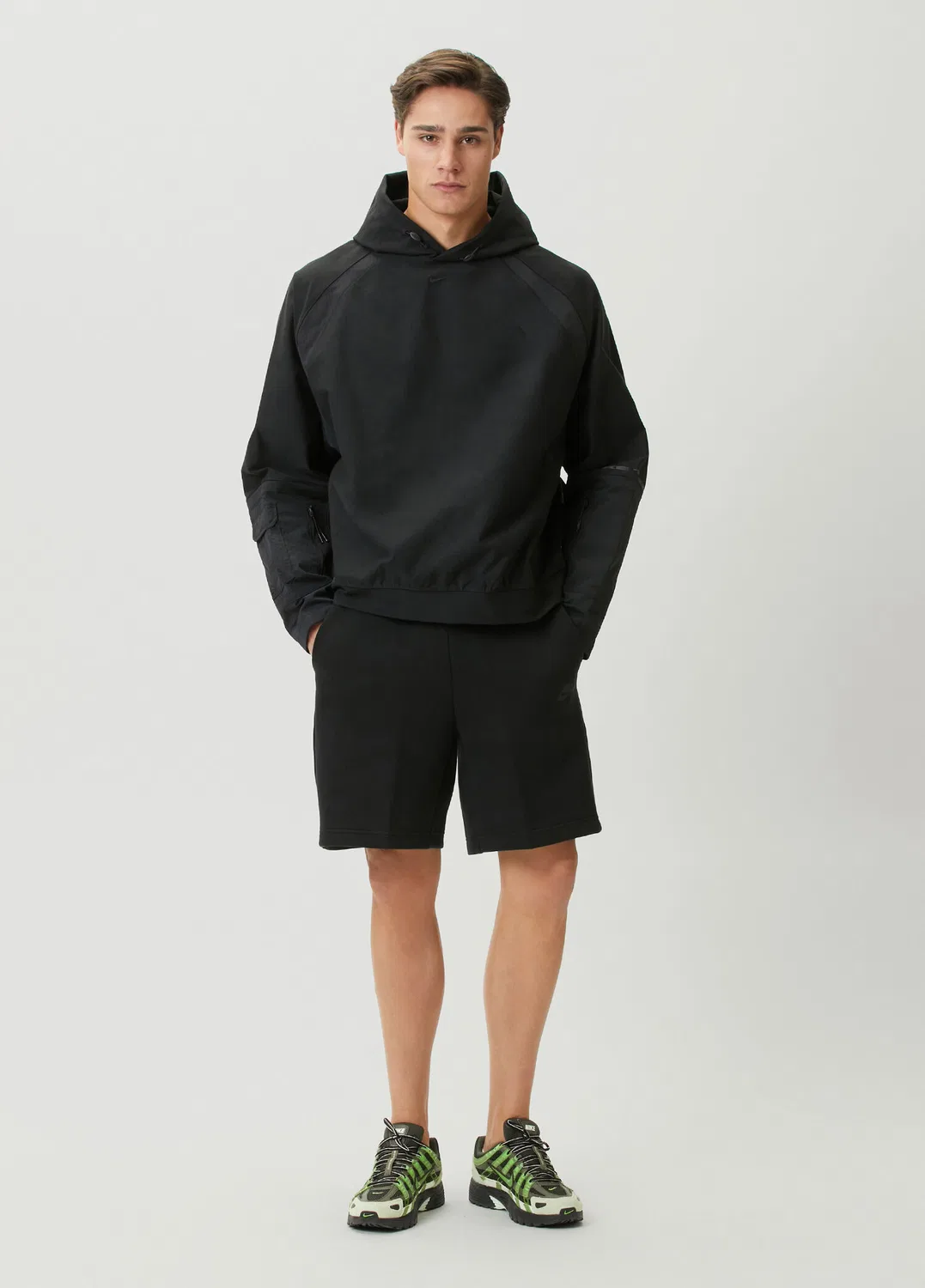 Свитшот утилитарный с капюшоном Dri-FIT Shori Nike, black — фото 2