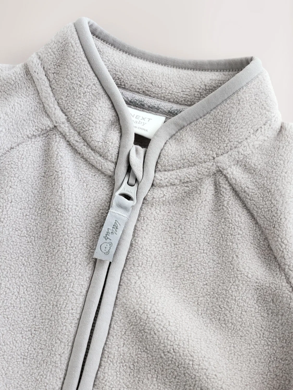 Флисовая куртка на молнии, Micro Fleece Next, серый — фото 4