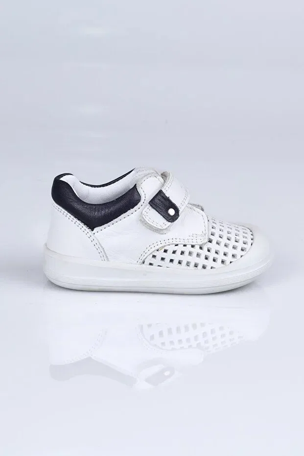 Детские туфли для мальчиков на липучке K.727 leather shoes i.b.-white-dark blue Elma Şekeri, White Lacquer — фото 2