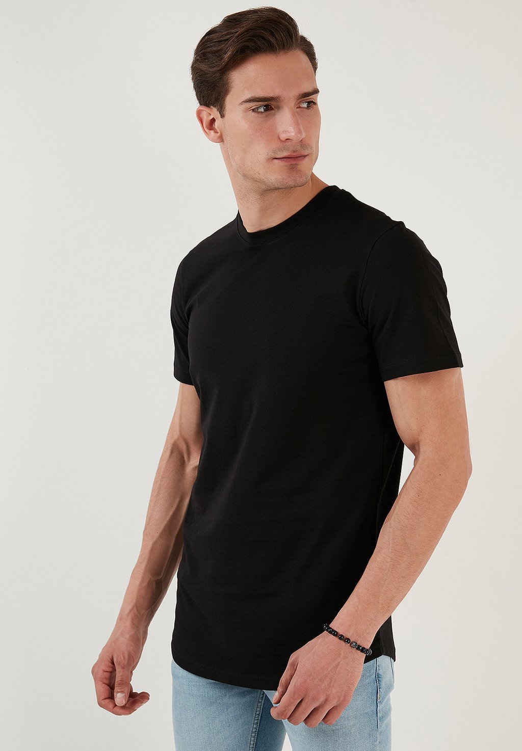 

Базовая футболка REGULAR FIT Buratti, черный