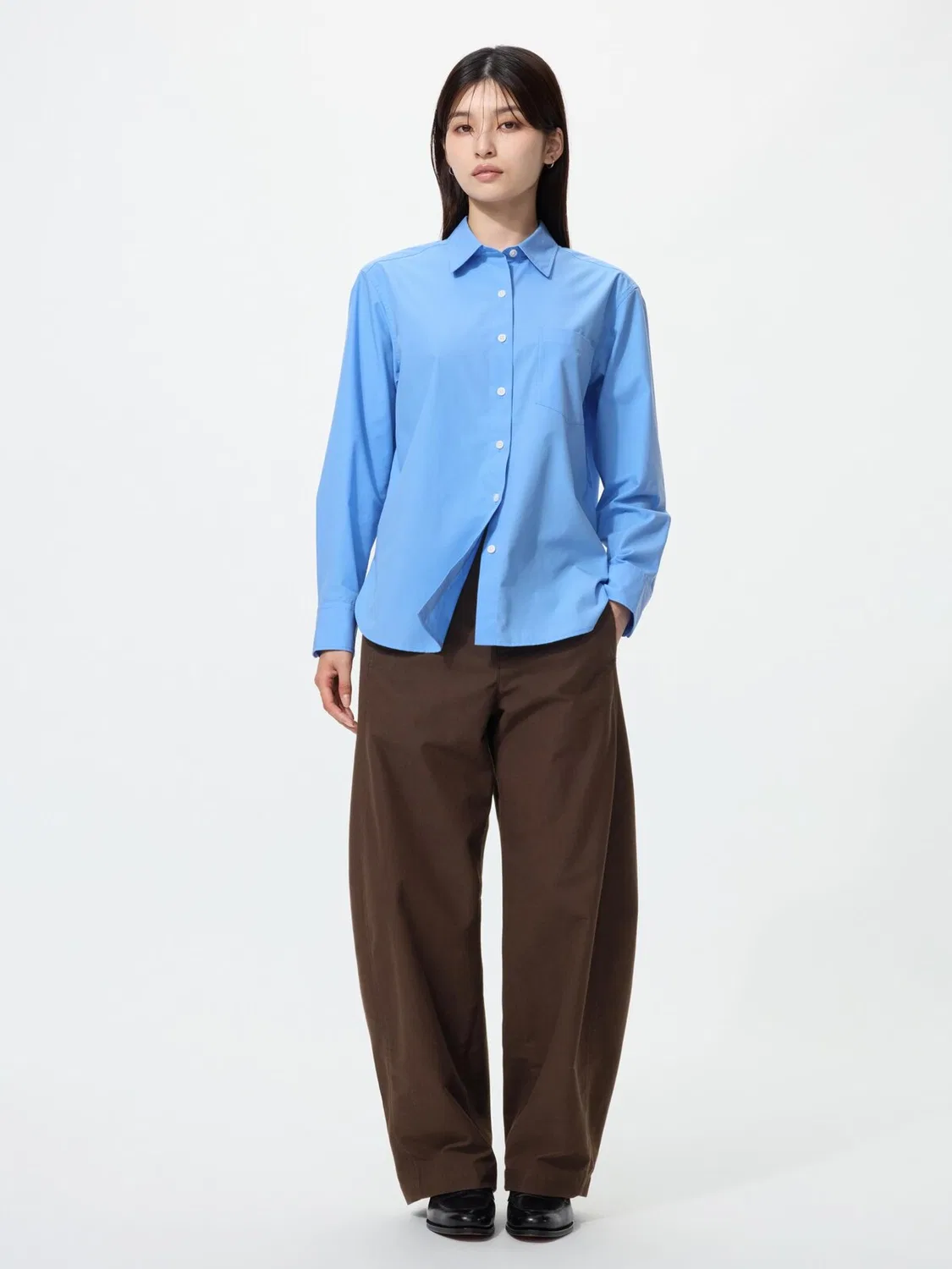 Рубашка Uniqlo, из смесовой хлопковой ткани, белый — фото 2