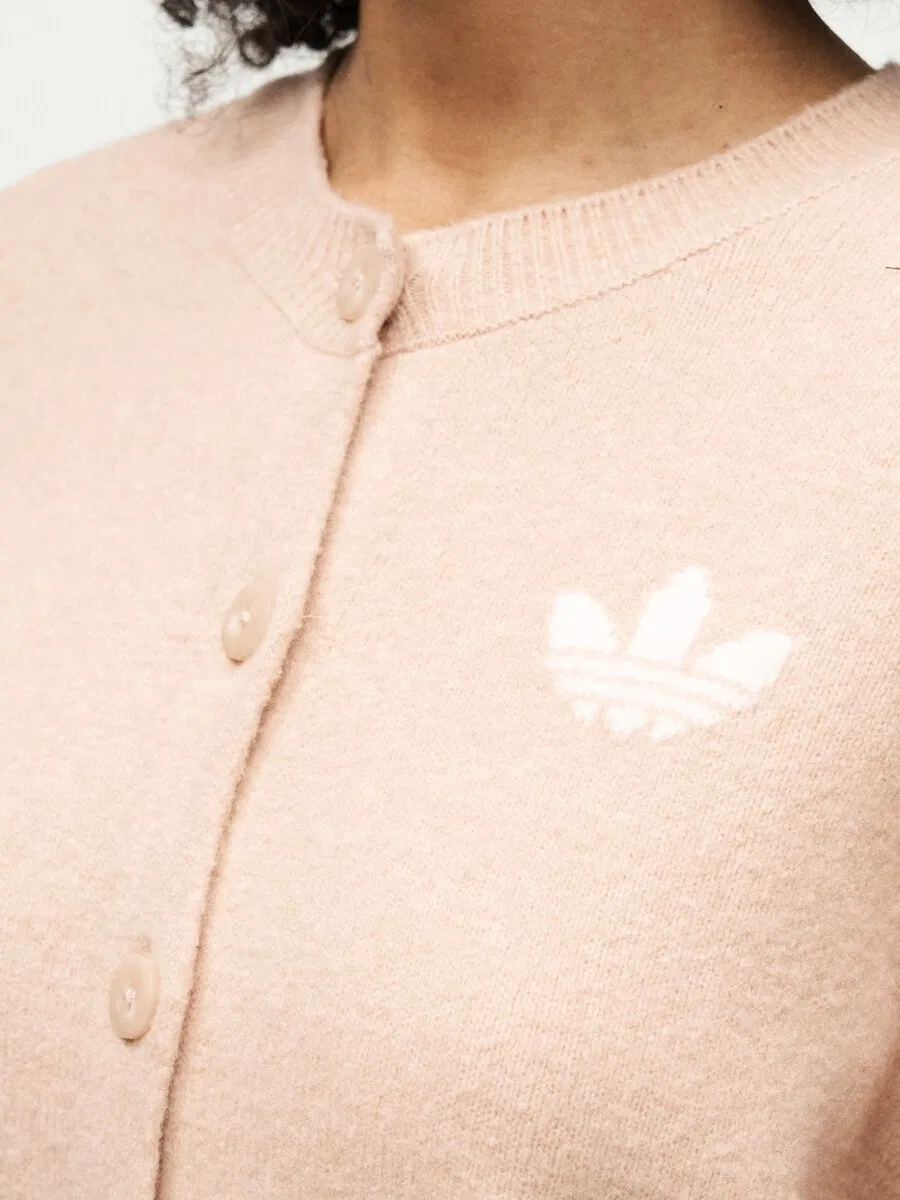 Вязаный кардиган ADIDAS ORIGINALS 'ESSENTIALS' в цвете капучино — фото 3