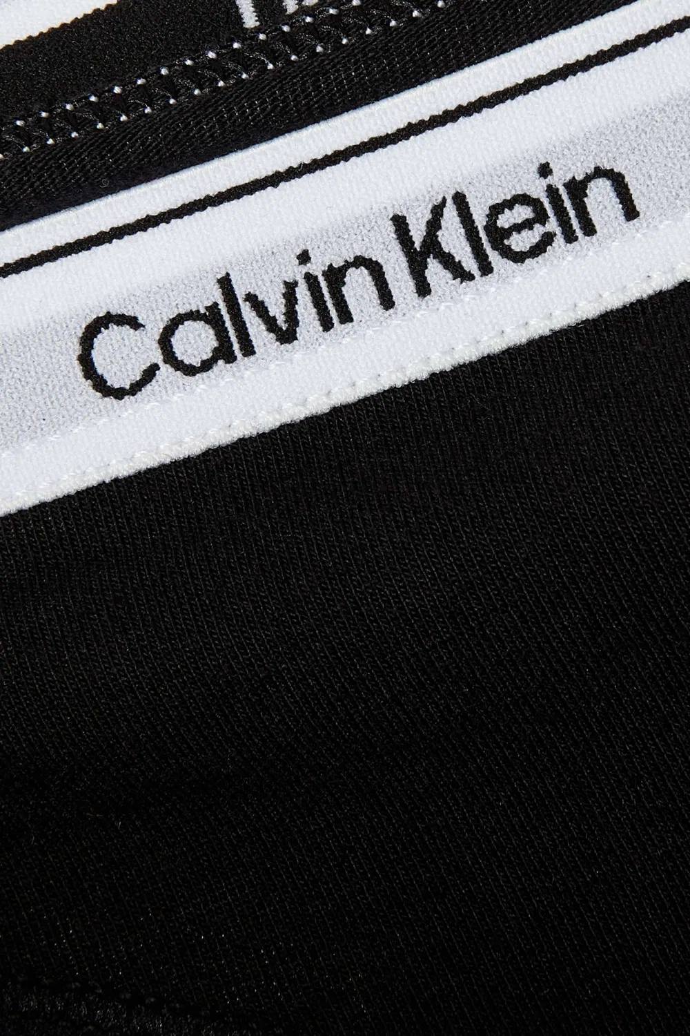Трусы-стринги хлопковые комплект из 3 штук Calvin Klein, черный — фото 3