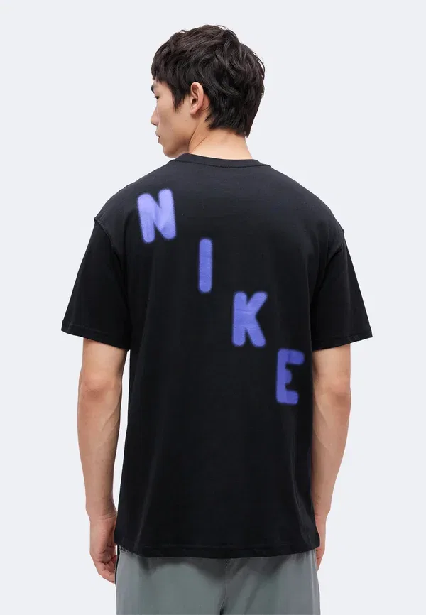Футболка с принтом Tee grit, Nike Performance, Persian Violet, черный/фиолетовый