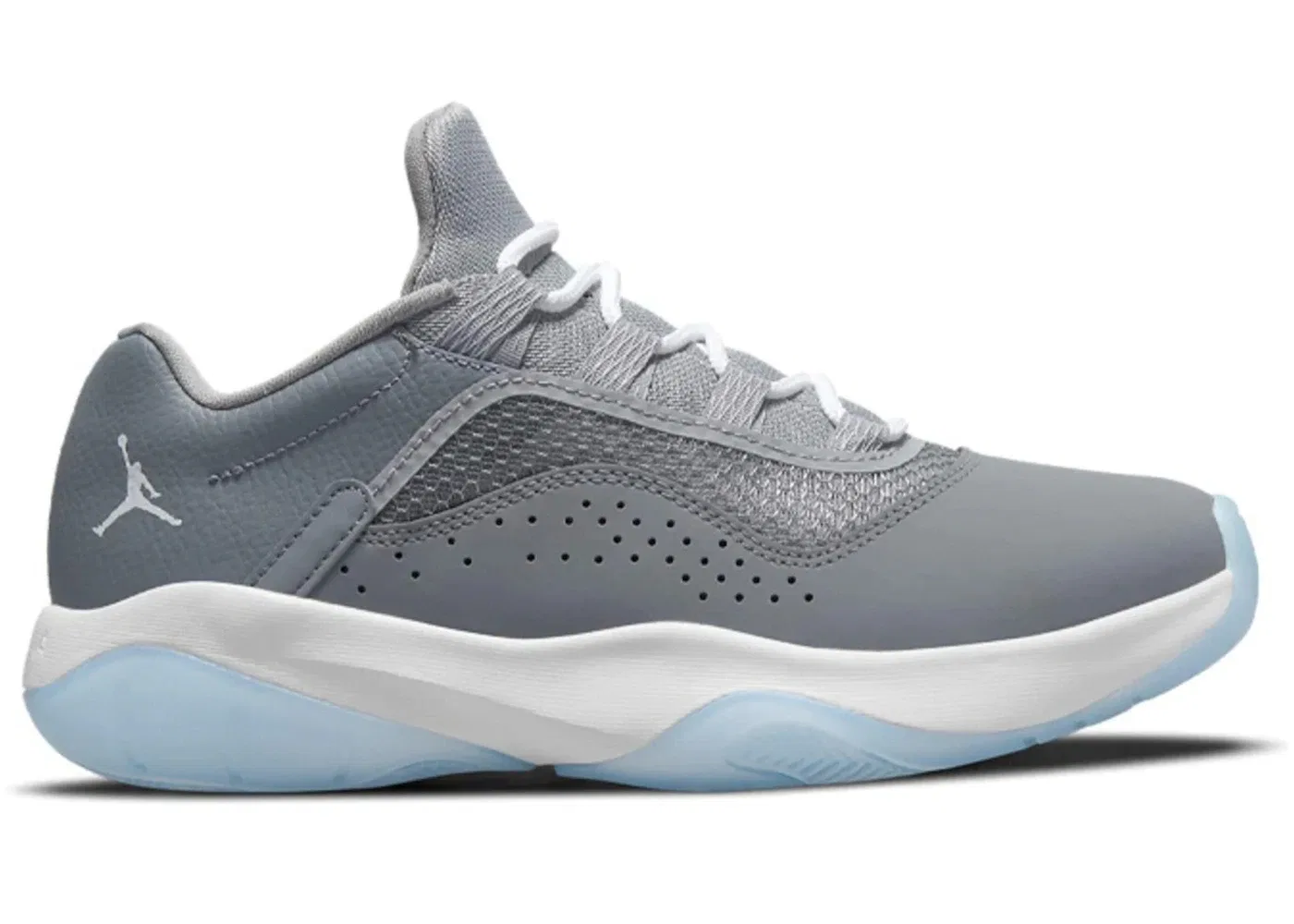 Детские кроссовки Lifestyle Jordan 11 CMFT Low Jordan, Cool Grey/White/Ice