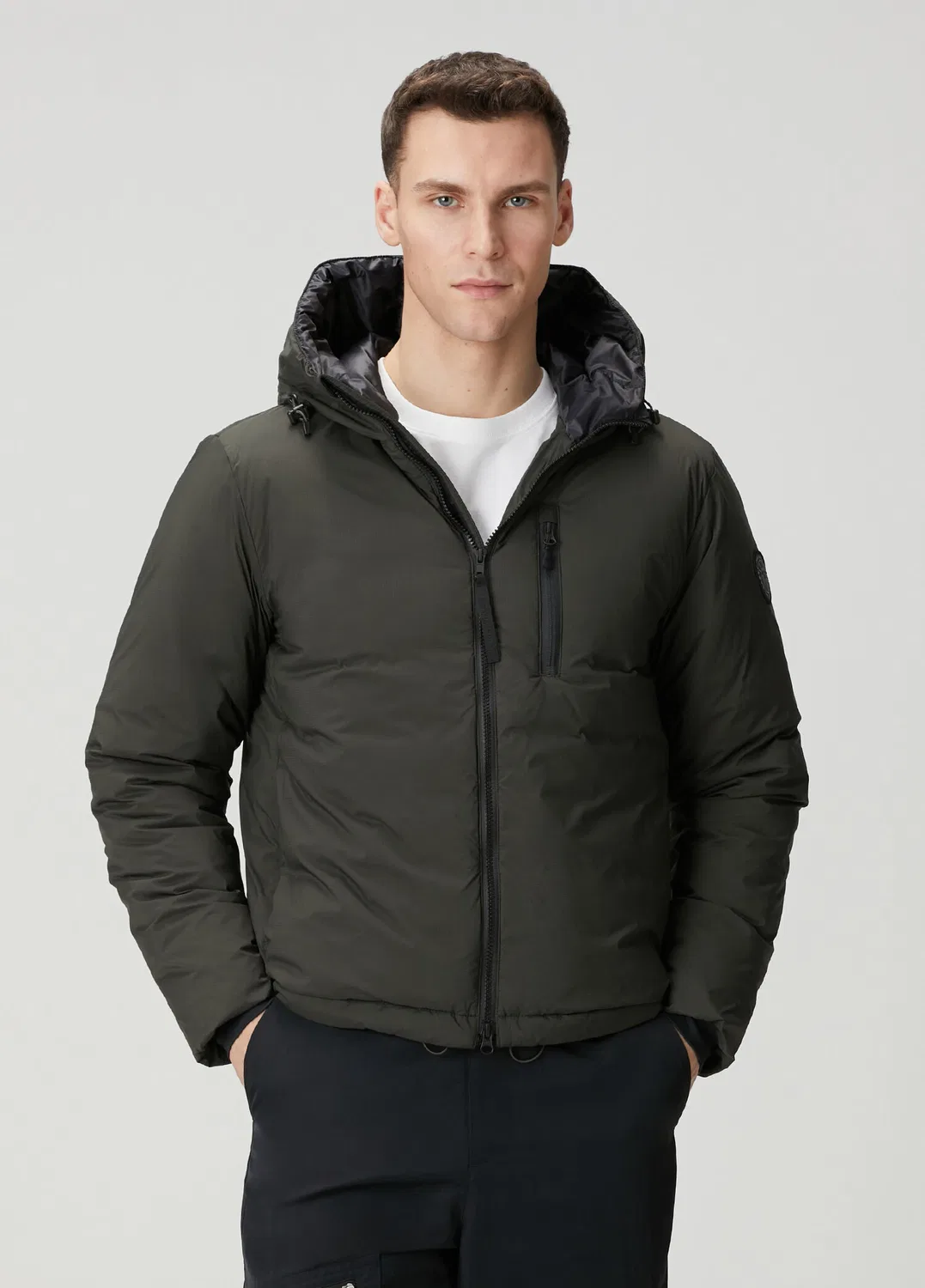 Пуховик Canada Goose Lodge, темно-зеленый