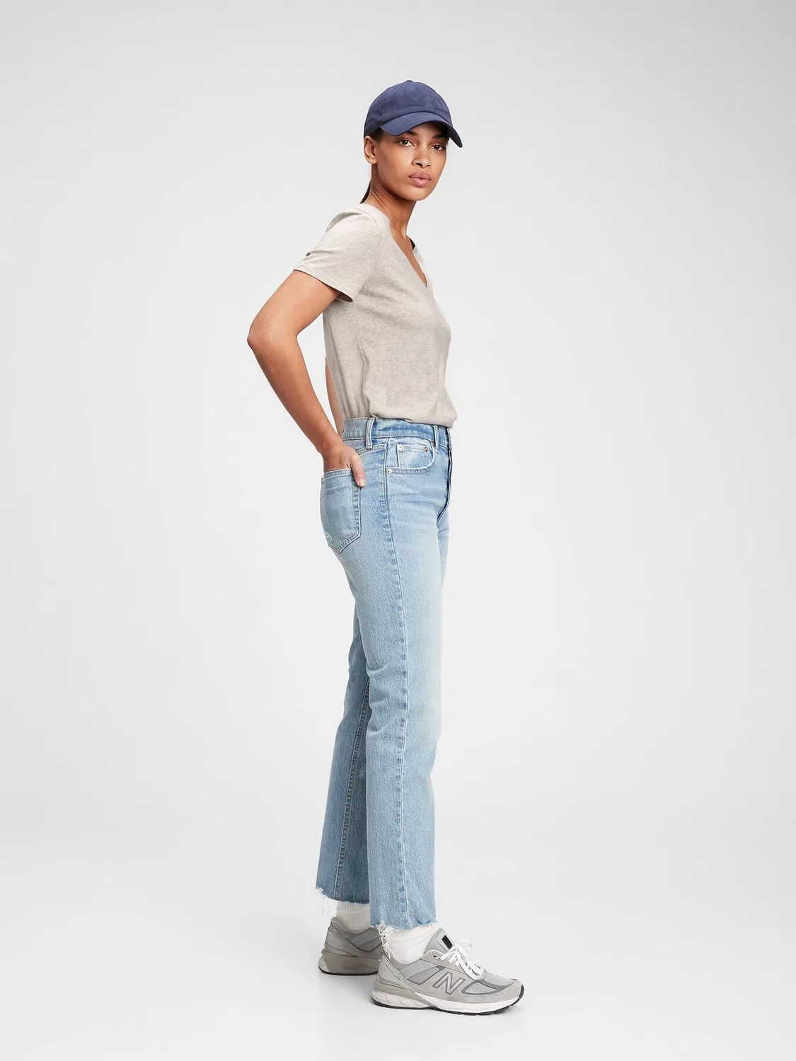 Футболка с v-образным вырезом, Vintage Soft Gap, светло-серый — фото 3