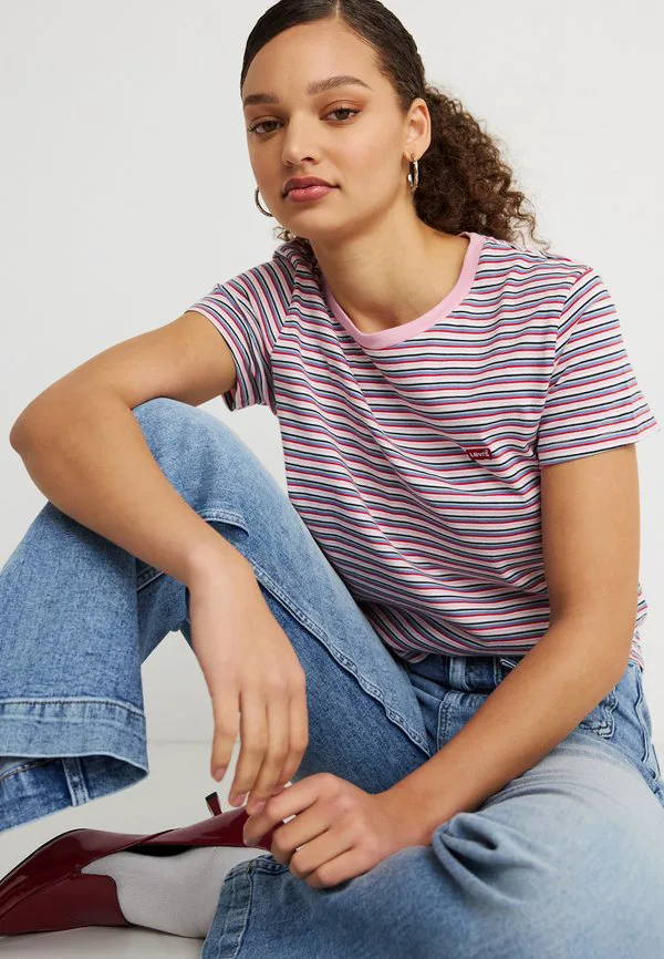 

Идеальная футболка, базовая футболка Levi'S, Coriander/Fragrant Lilac, Фиолетовый, Идеальная футболка, базовая футболка Levi'S, Coriander/Fragrant Lilac