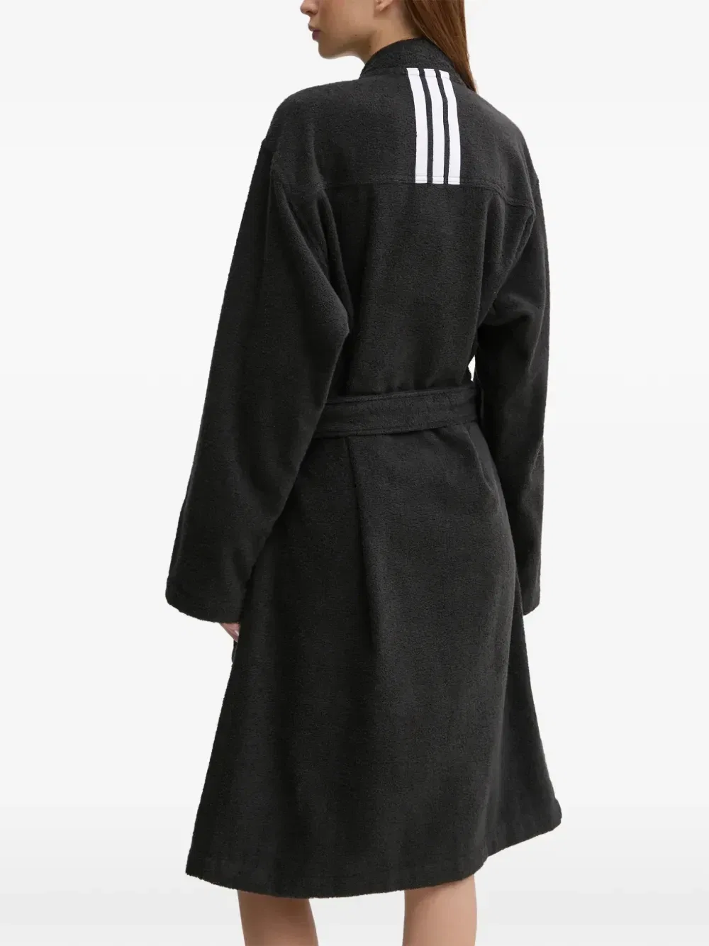 Халат с вышитым логотипом и поясом Adidas, черный — фото 3