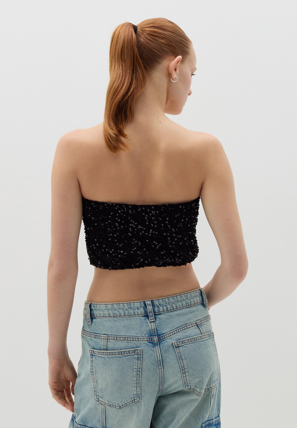 

Топ BANDEAU CROP WITH MICRO SEQUINS B.ANGEL, черный