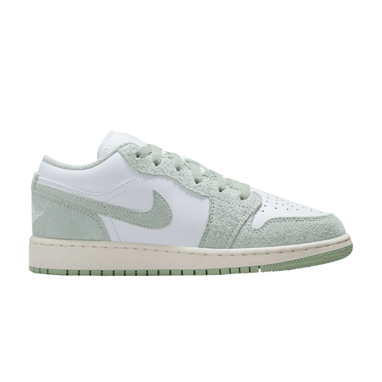 

Кроссовки Air Jordan Air Jordan 1 Low SE GS 'Seafoam', зеленый