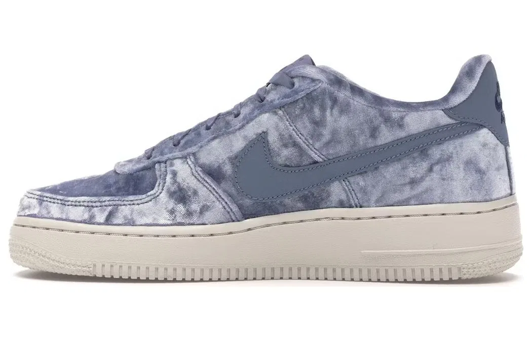 Детские кроссовки для скейтбординга Air Force 1 Low Dark Sky Blue Nike, Dark Sky Blue
