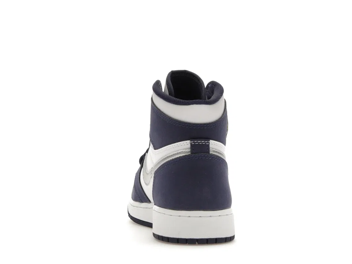 Детские кроссовки Lifestyle с принтом Jordan 1 Retro High CO Japan Midnight Navy Jordan, White/Metallic Silver-Midnight Navy — фото 4
