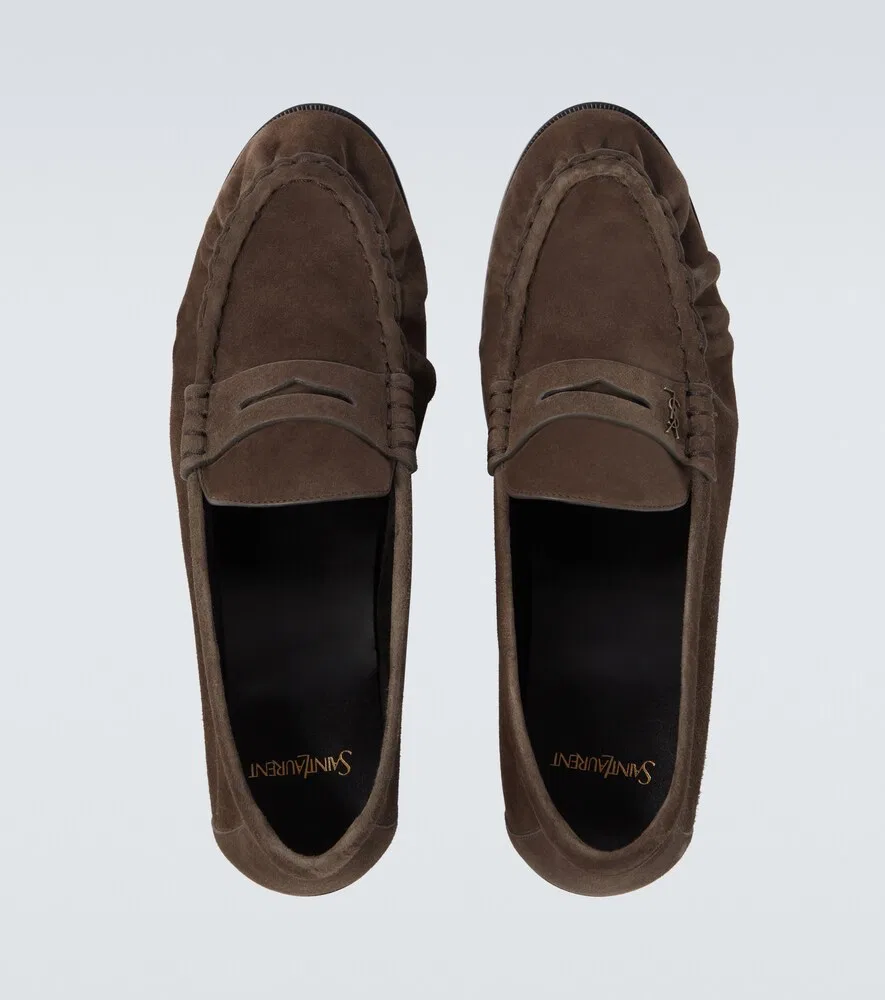 Замшевые лоферы Le Loafer Saint Laurent, коричневый — фото 4