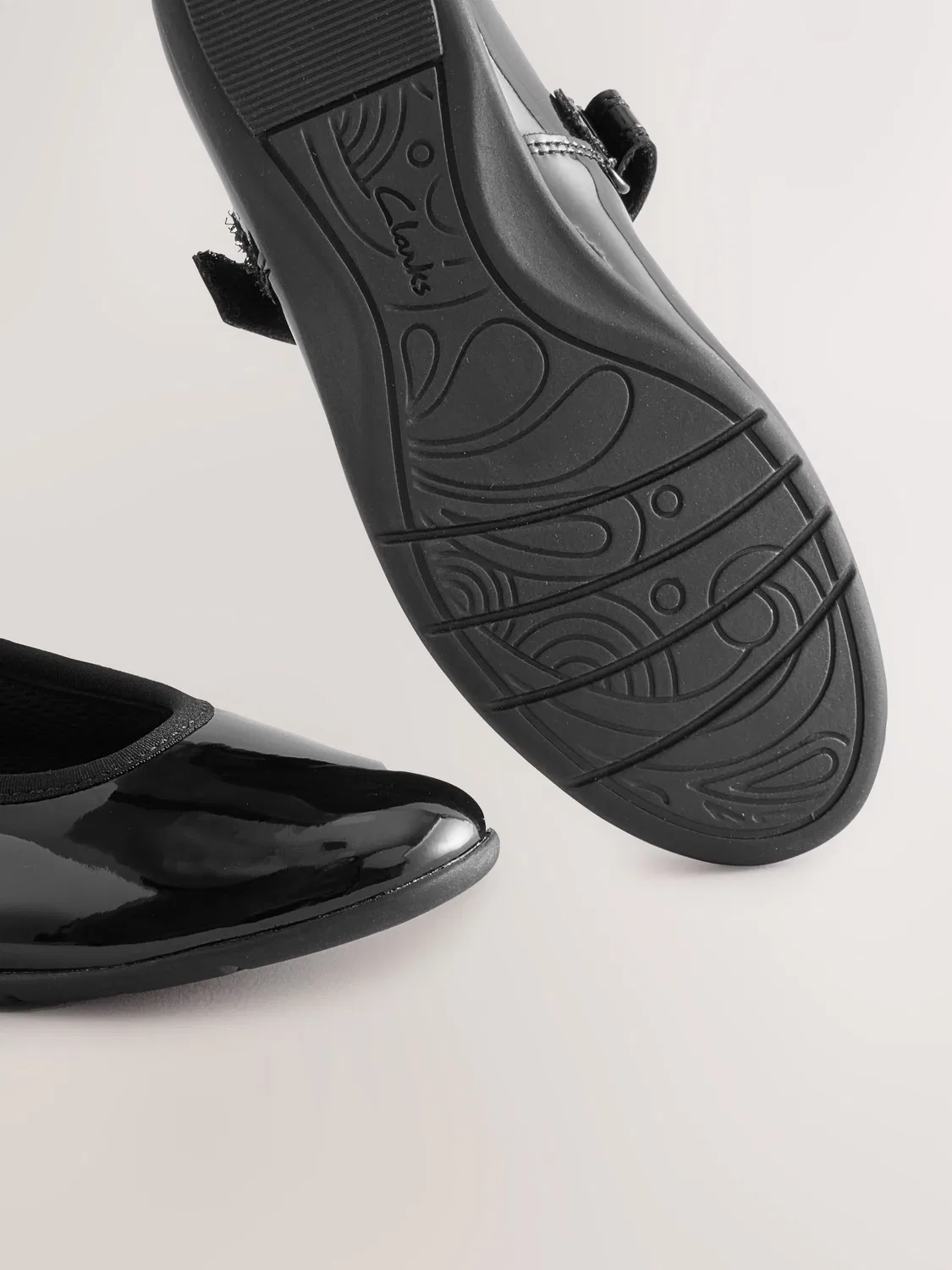 Туфли Clarks Mary Jane Black Patent для девочек — фото 4