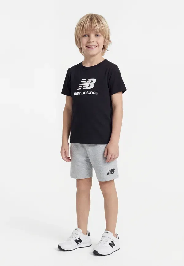 Комплект из футболки и шорт из хлопка New Balance, цвет caviar