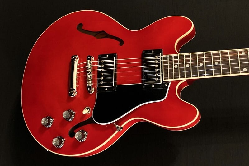 

ES-339 - Вишня Gibson