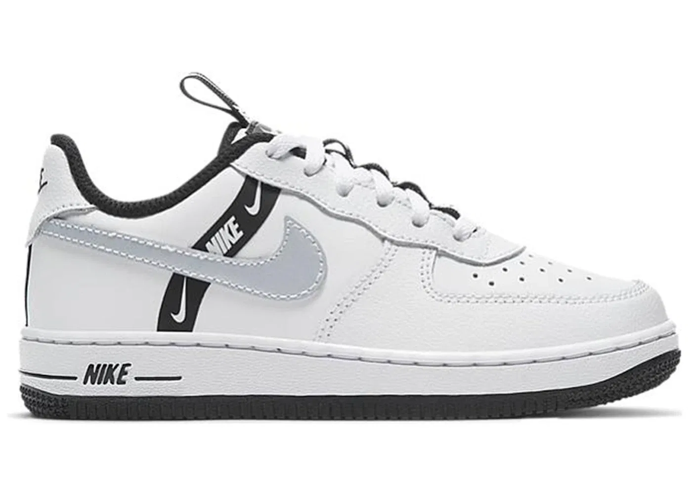 Детские кроссовки Lifestyle Nike Air Force 1, White Black Reflect Silver