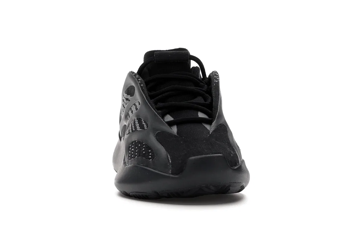 Детские кроссовки Lifestyle с подсветкой Adidas Yeezy 700 V3, Alvah/Alvah/Alvah — фото 2