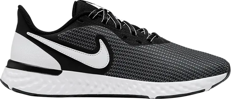 

Кроссовки Nike Wmns Revolution 5 EXT 'Black White', черный