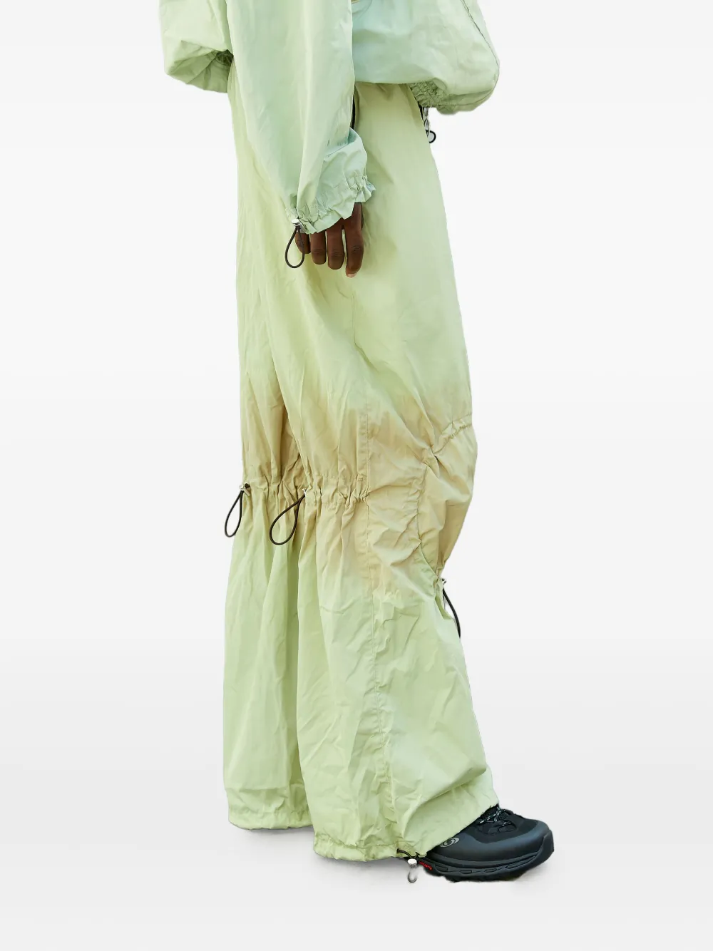 

Спортивные брюки с кулиской Charlie Constantinou, зеленый