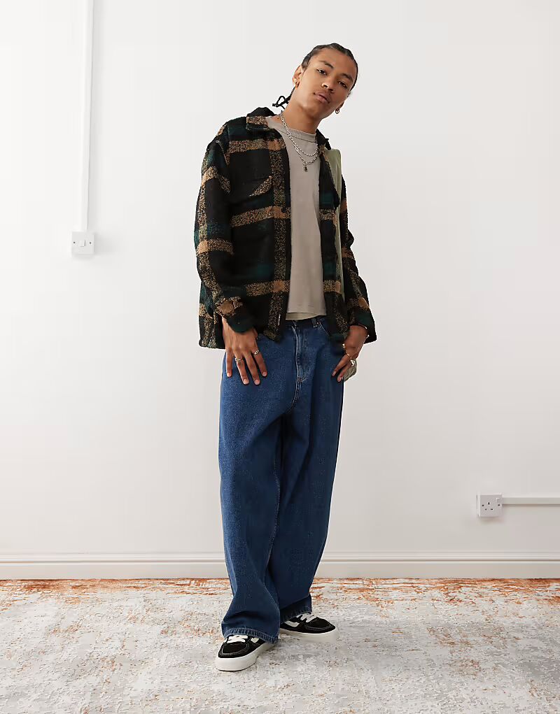 

Куртка Vans Raywood черного и коричневого цветов