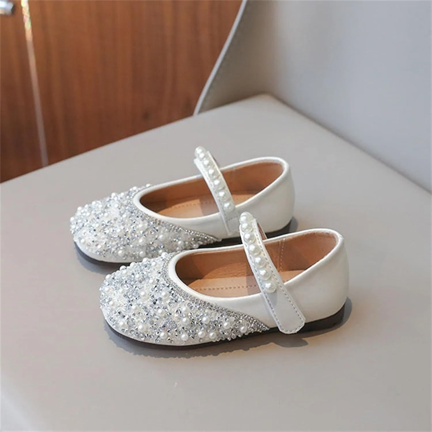 Детские туфли для девочек с бантом и жемчугом Mary Jane Princess Ballet Flats, Beige — фото 3