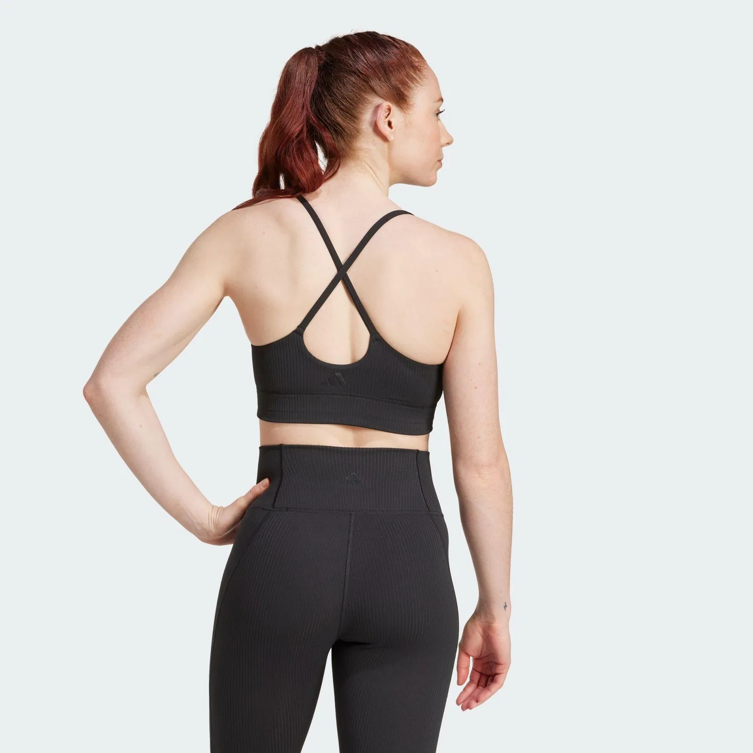 Женский спортивный бюстгальтер без рукавов All Me Light Support Rib Bra Adidas, Черный — фото 3