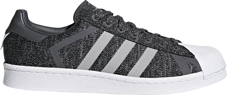 

Кроссовки Adidas White Mountaineering x Superstar 'Core Black', черный