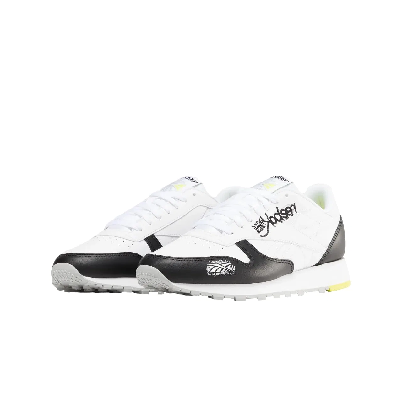 Детские кроссовки для девочек с шнуровкой Classic Leather Reebok, Cblack Ftwwht Aciyel