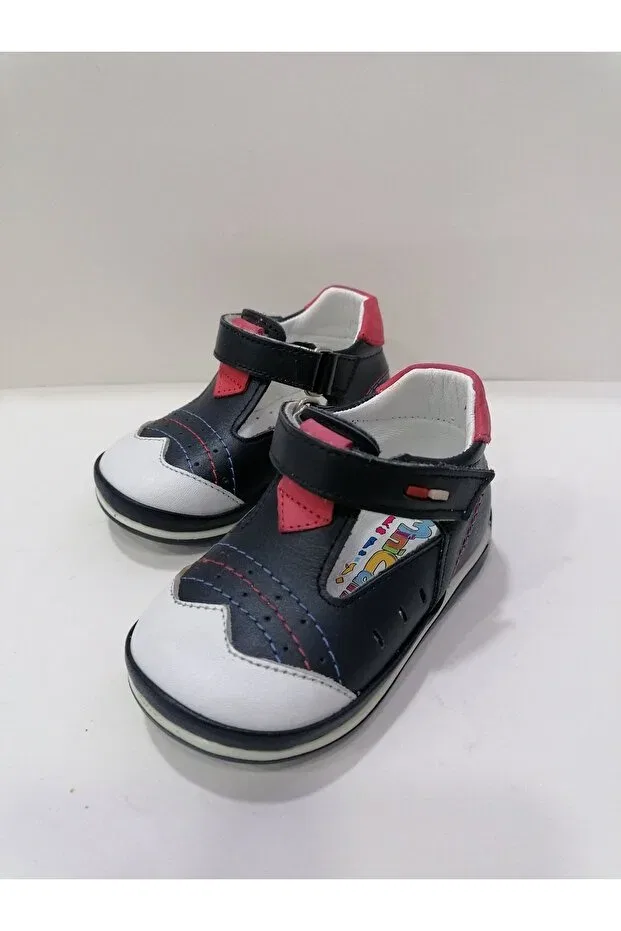 Детские туфли для мальчиков с ортопедической подошвой Özgür Kids, Lacquer White
