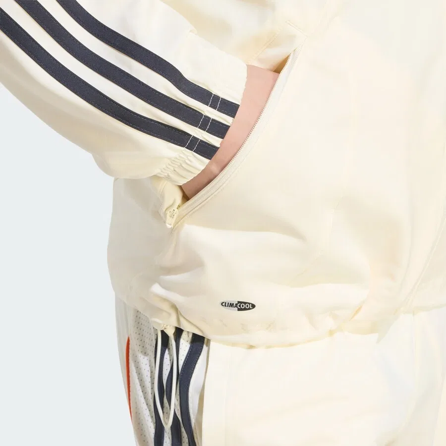 Белая межсезонная куртка ADIDAS ORIGINALS Teamgeist 26 — фото 4