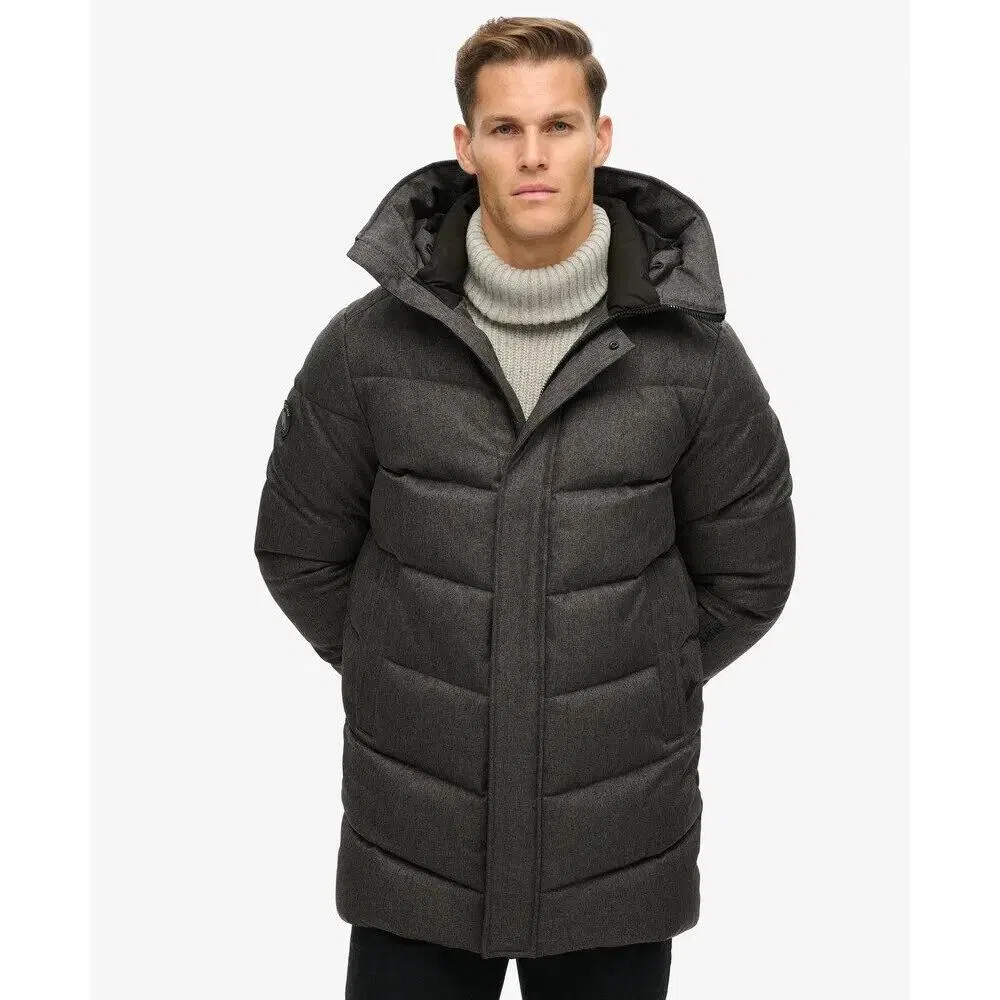 Женская стеганая куртка с ромбовидным узором Superdry City, Grau — фото 2