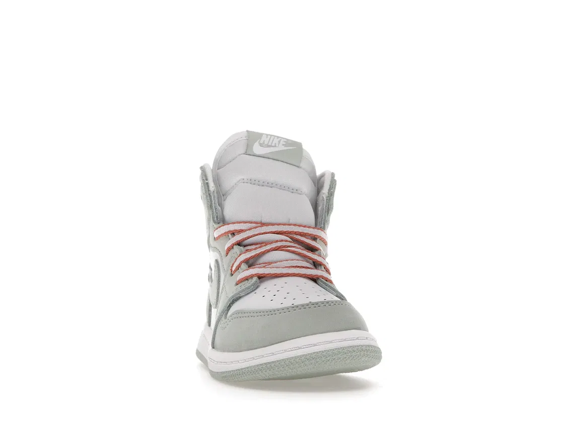 Детские кроссовки с контрастными шнурками Jordan 1 Retro High OG, Seafoam/Healing Orange-White — фото 2