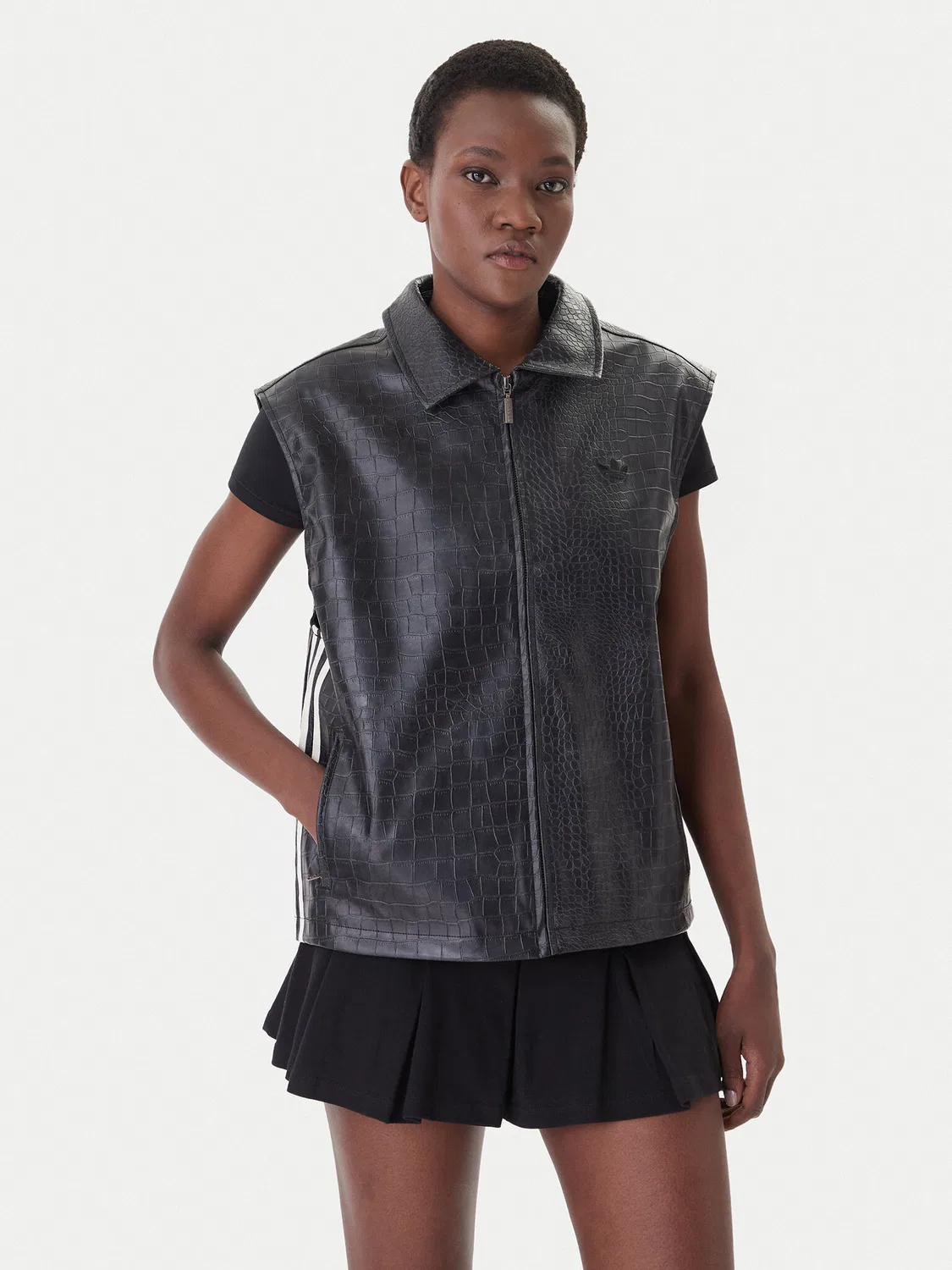 Женский жилет оверсайз Pleather Adidas, черный