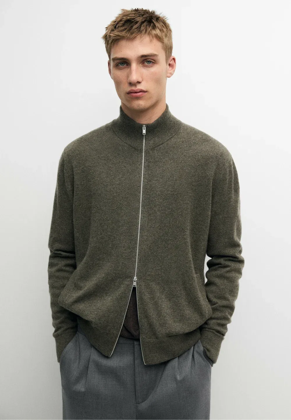 Вязаный кардиган на молнии из 100% кашемира - кардиган Massimo Dutti, Green