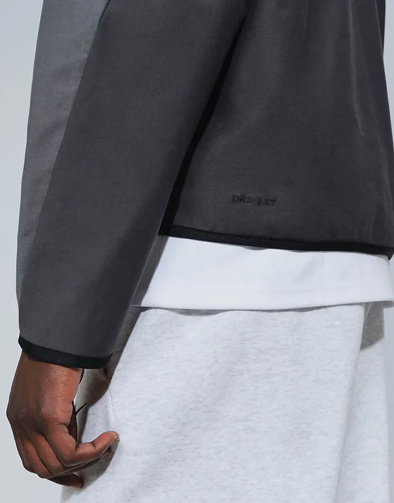 Вязаная ветровка Nike Tech Shori Full-Zip Knit Windrunner Jacket, Multigrey — фото 4