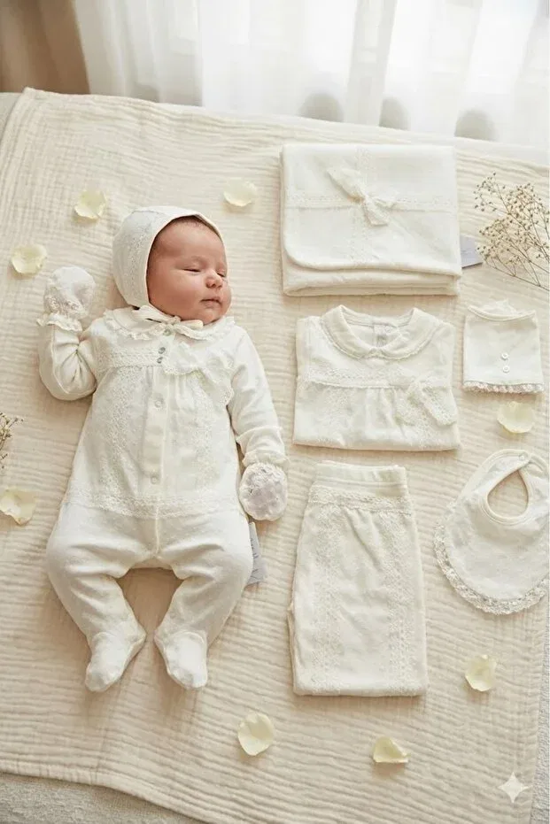 Детский комплект для выписки с кружевом Babydola, Ecru — фото 2