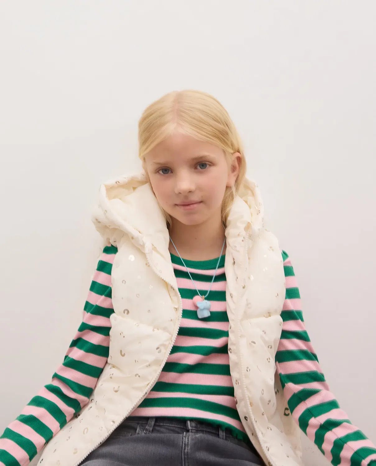 Детский жилет для девочек с принтом all over tone to tone foil Kids El Corte Inglés, Blanco — фото 4