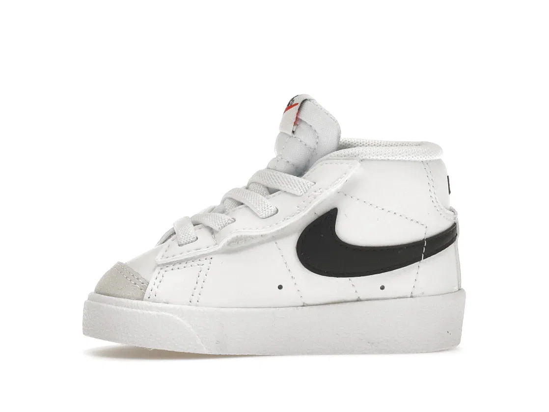Детские кроссовки Lifestyle Nike Blazer Mid 77, White/Total Orange/Black — фото 3