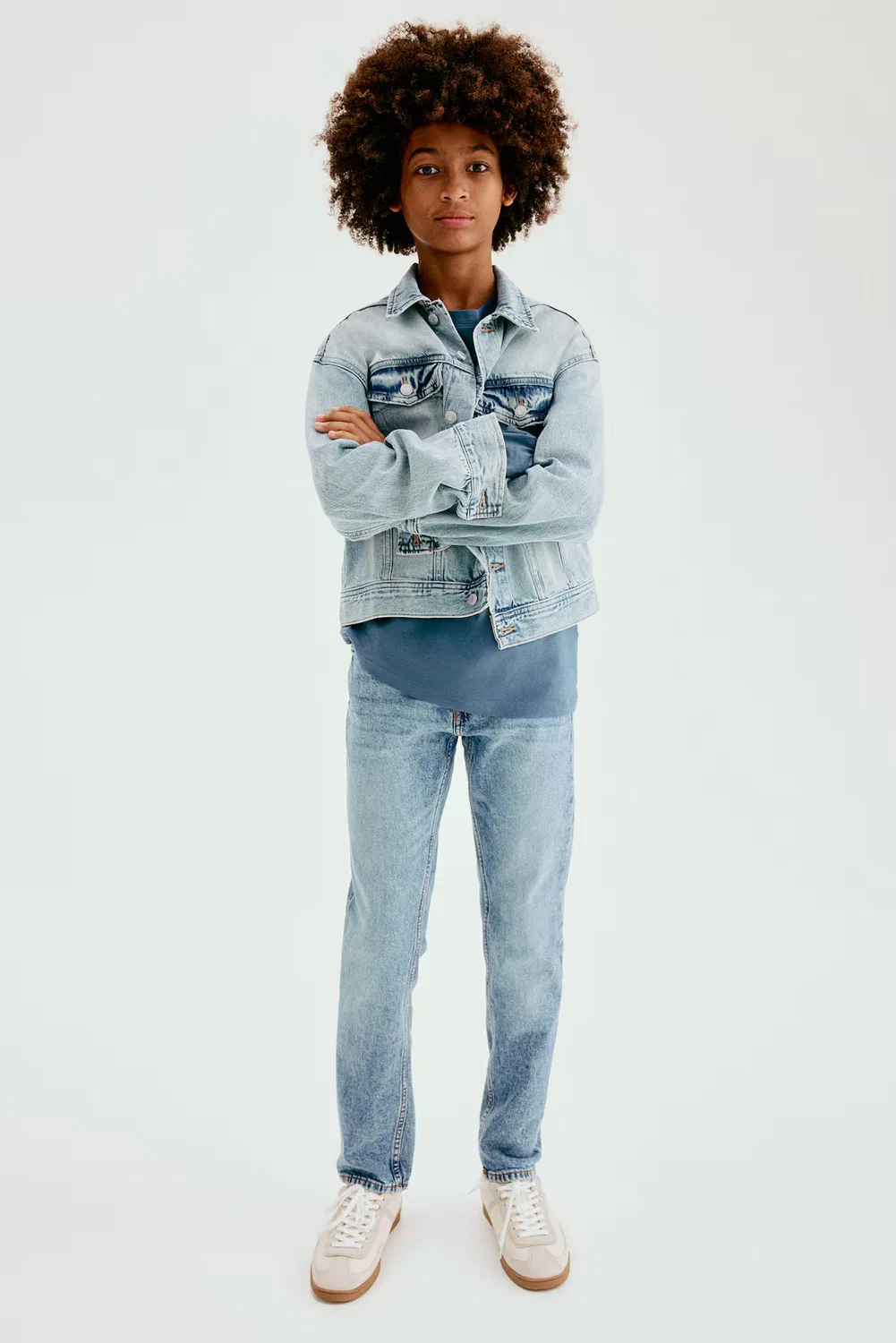 Удобные эластичные джинсы облегающего кроя H&M, Denimblau