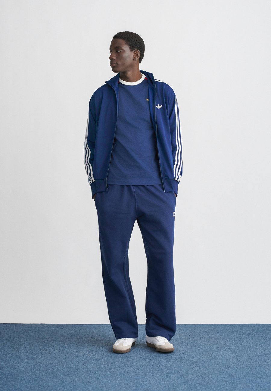 Толстовка Adidas Originals FIREBIRD, Night Indigo/Dark Blue — фото 2