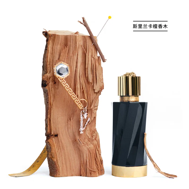 Женские духи VERSACE Sri Lanka Sandalwood, 100 мл — фото 3