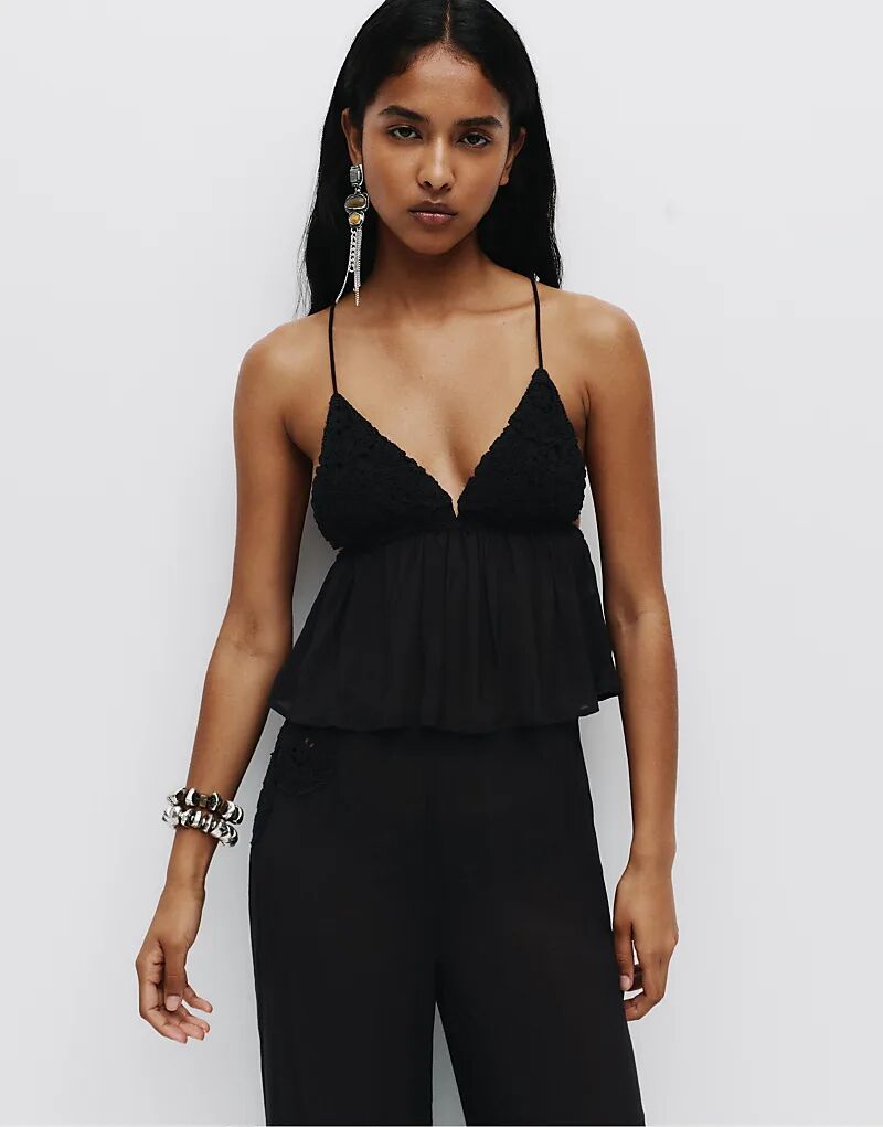 

Вязаный топ на бретельках Pull&Bear черного цвета