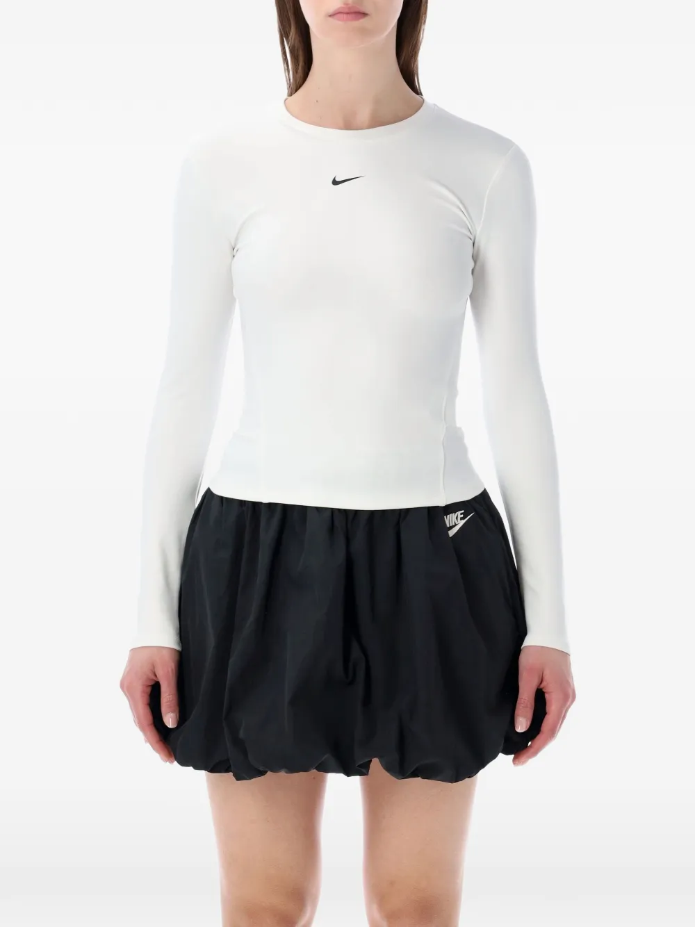 

Лонгслив с логотипом Nike, белый